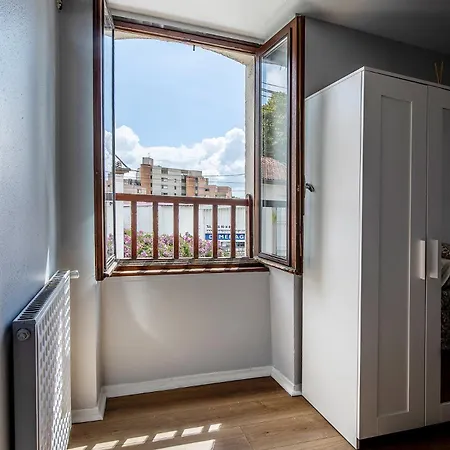 Chez Ismarita&jérôme - à Pied - Wifi Appartement